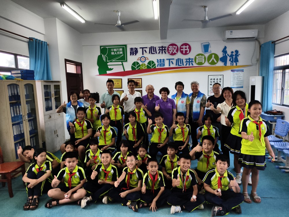 东营小学外教支教活动