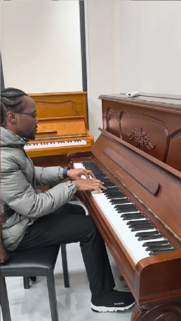 International Talent Showcases Piano Performance Skills