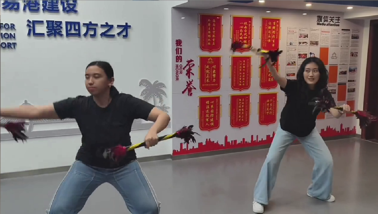 第五期孵化班课堂表演